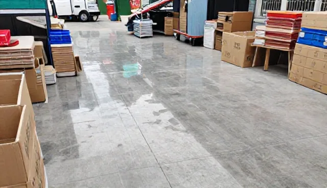 市场分析:电子产品在日用品批发中的应用场景